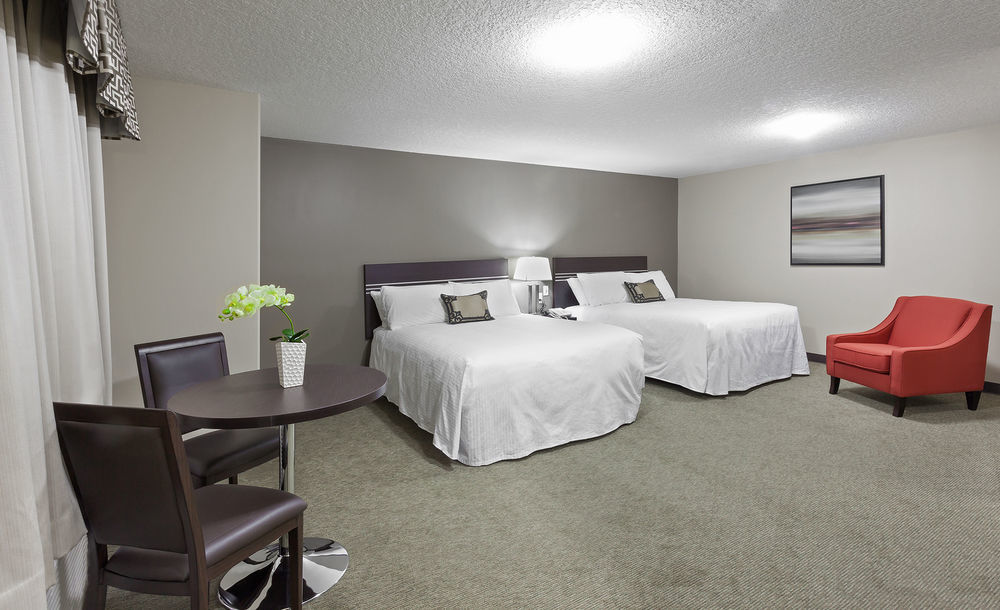 Royal Lodge Edmonton Exterior foto
